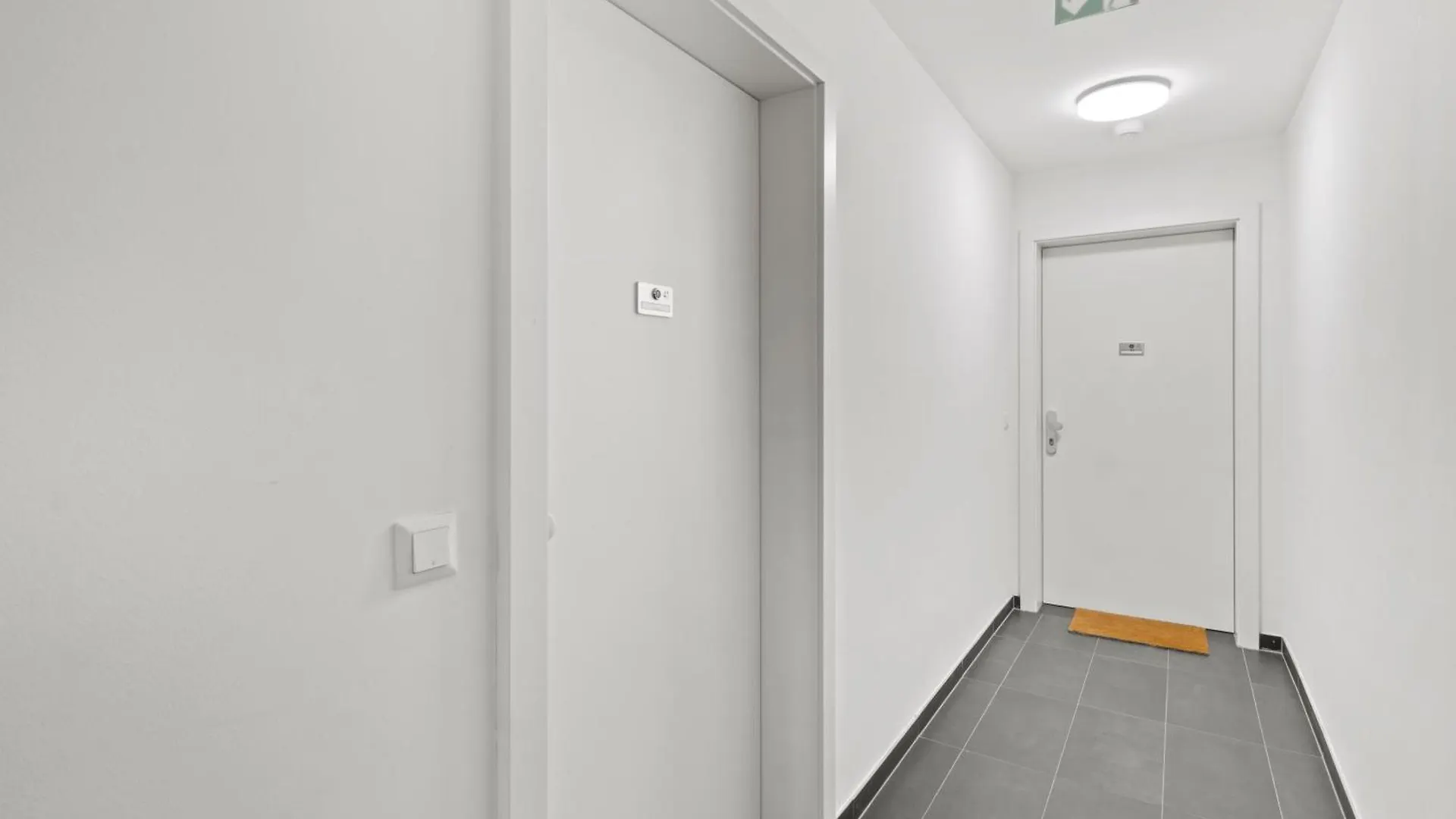Free Parking I Balcony I 5 Min To Train Station Apartment Vienna