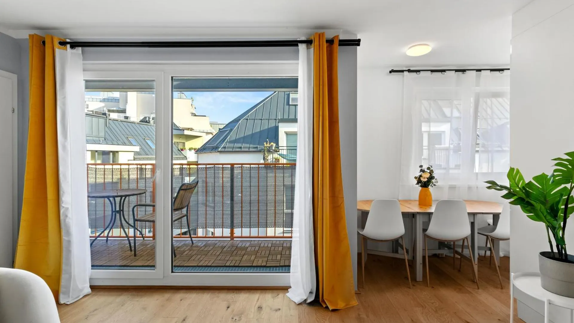 Free Parking I Balcony I 5 Min To Train Station Apartment Vienna 0*,