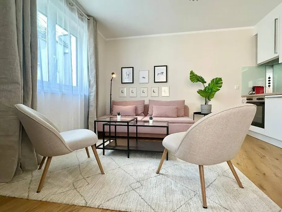 Free Parking I Balcony I 5 Min To Train Station Apartment Vienna