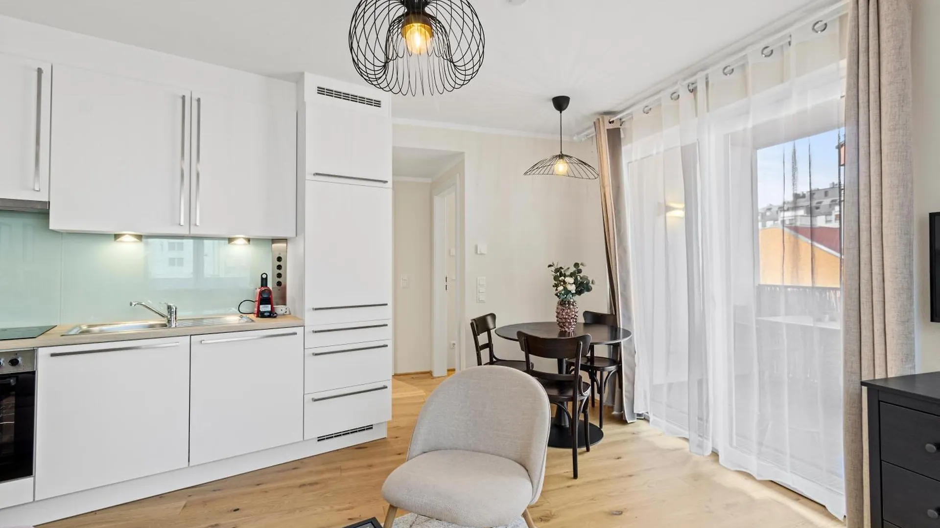 Free Parking I Balcony I 5 Min To Train Station Apartment Vienna Austria