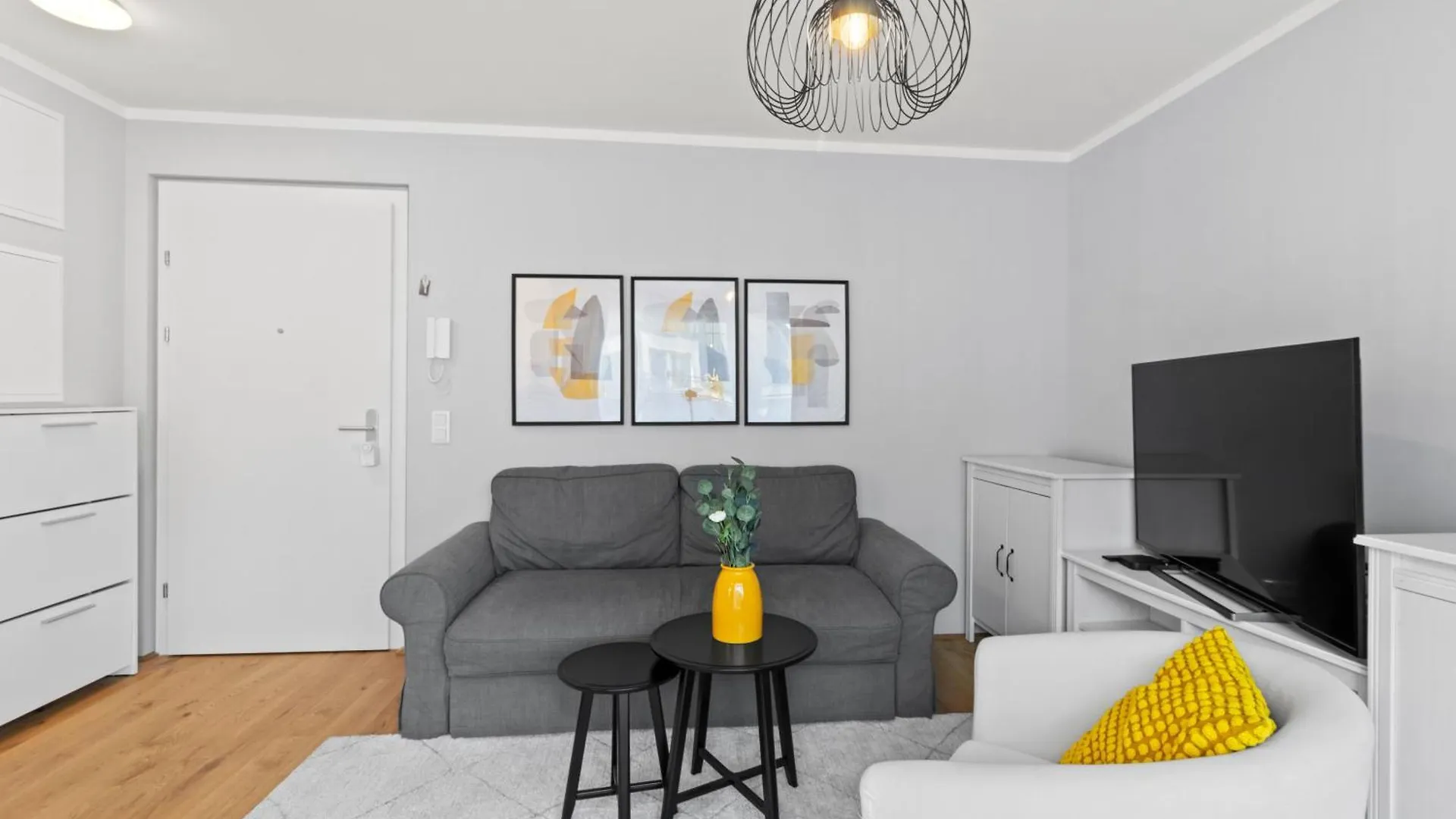 Free Parking I Balcony I 5 Min To Train Station Apartment Vienna