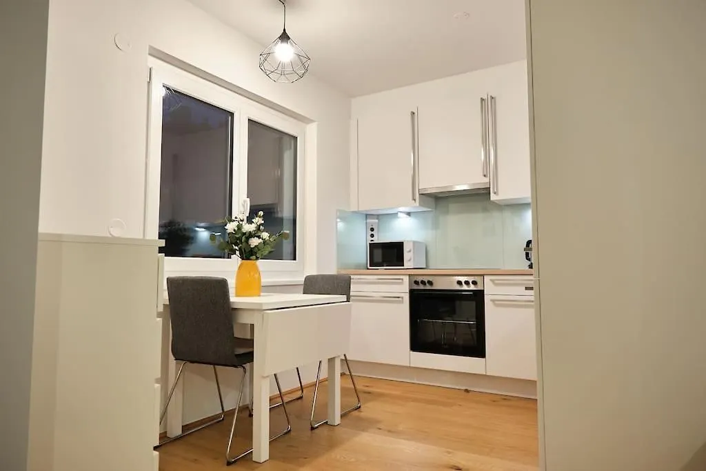 Free Parking I Balcony I 5 Min To Train Station Apartment Vienna Austria