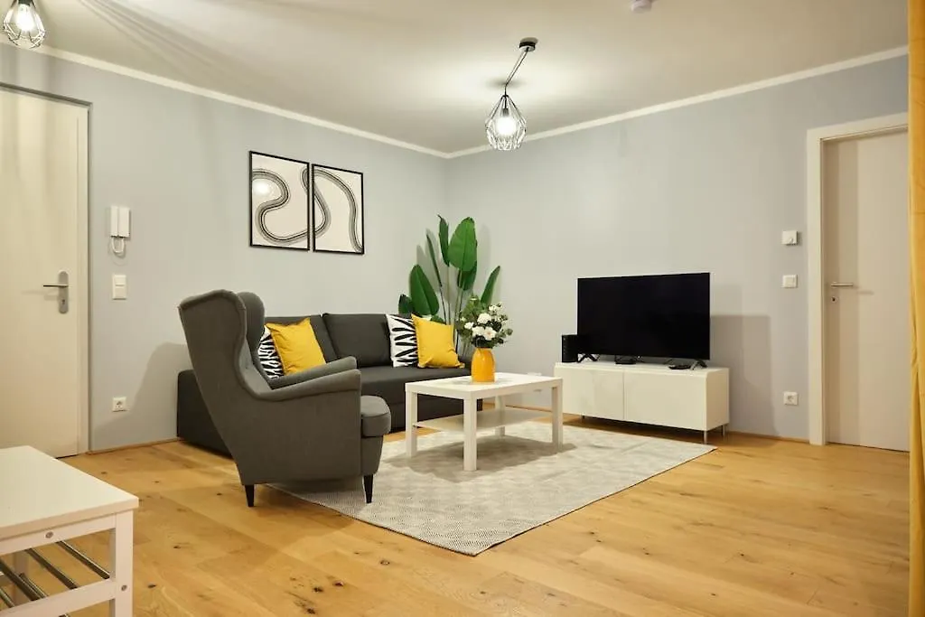 Free Parking I Balcony I 5 Min To Train Station Apartment Vienna