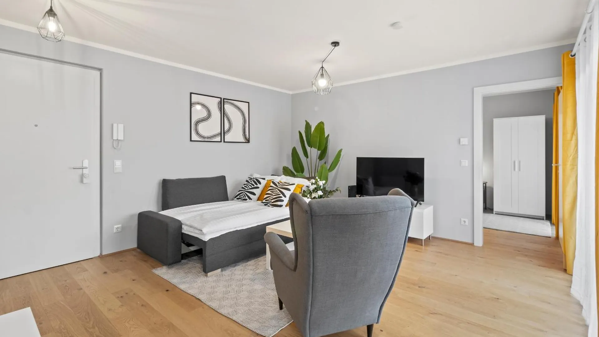 Free Parking I Balcony I 5 Min To Train Station Apartment Vienna